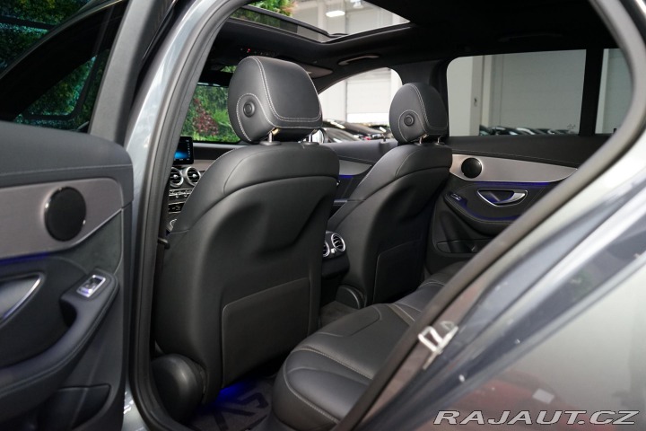 Mercedes-Benz C 63 AMG V8 350kW LED Pano 2019