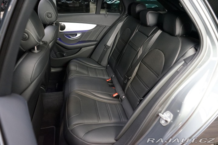 Mercedes-Benz C 63 AMG V8 350kW LED Pano 2019
