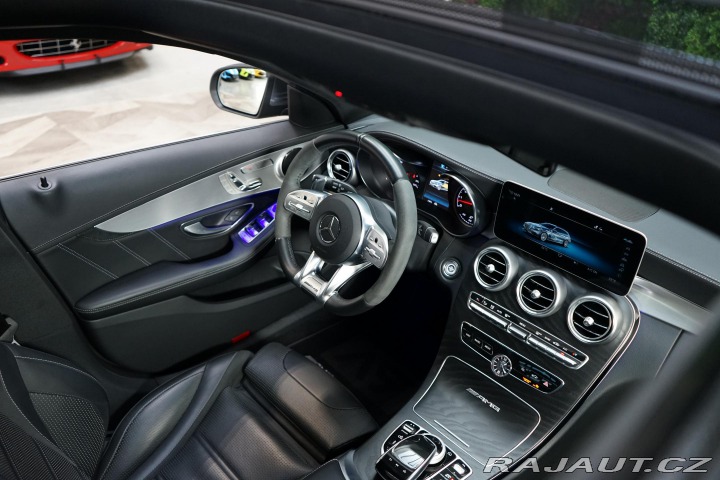 Mercedes-Benz C 63 AMG V8 350kW LED Pano 2019