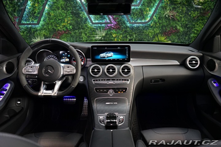 Mercedes-Benz C 63 AMG V8 350kW LED Pano 2019