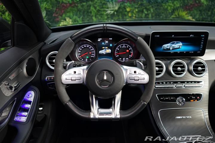 Mercedes-Benz C 63 AMG V8 350kW LED Pano 2019