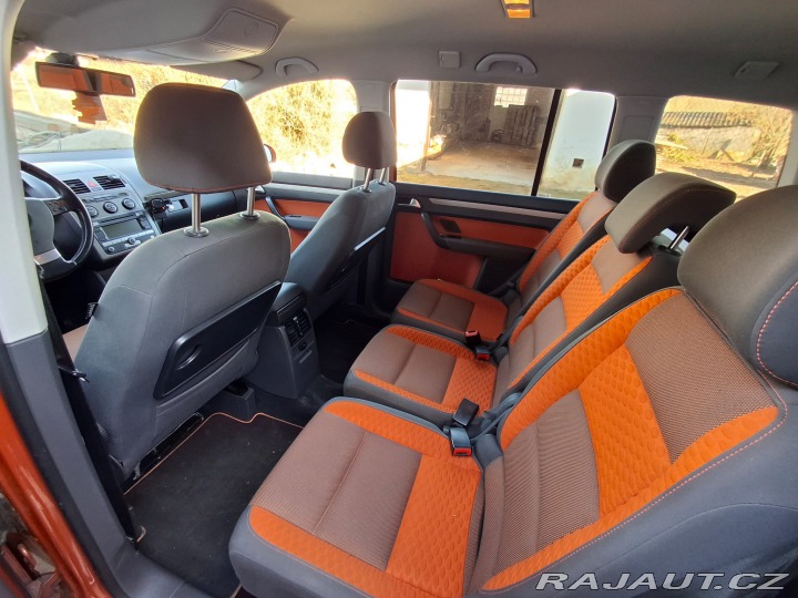 Volkswagen Touran Cross 2008