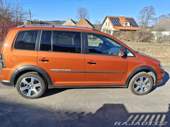 Volkswagen Touran Cross 2008