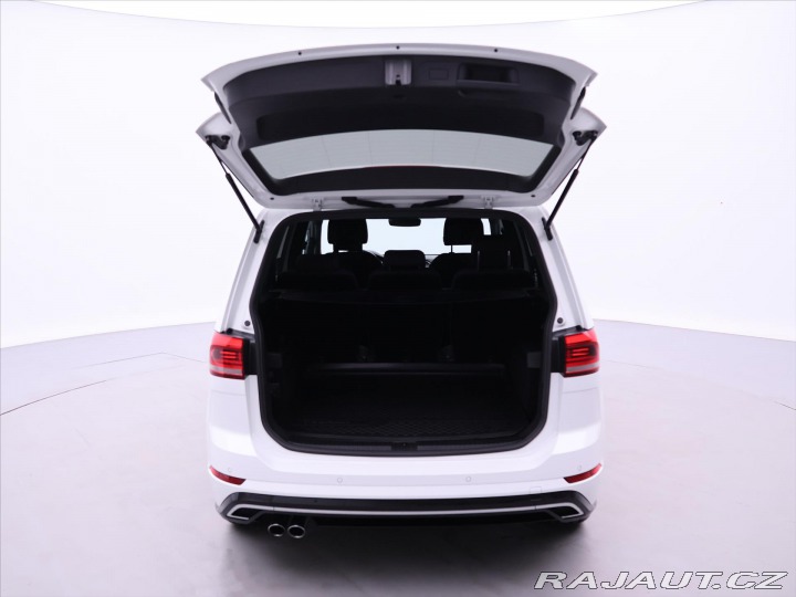 Volkswagen Touran 1,4 TSI DSG R-line LED Na 2017