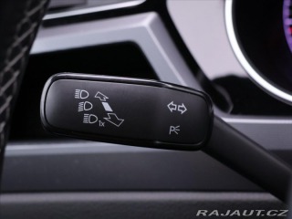 Volkswagen Touran 1,4 TSI DSG R-line LED Na 2017