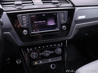 Volkswagen Touran 1,4 TSI DSG R-line LED Na 2017