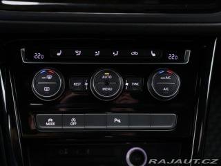 Volkswagen Touran 1,4 TSI DSG R-line LED Na 2017
