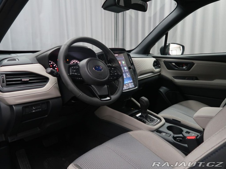 Subaru Forester 4X4 AWD. ACTIVE. Služební 2025