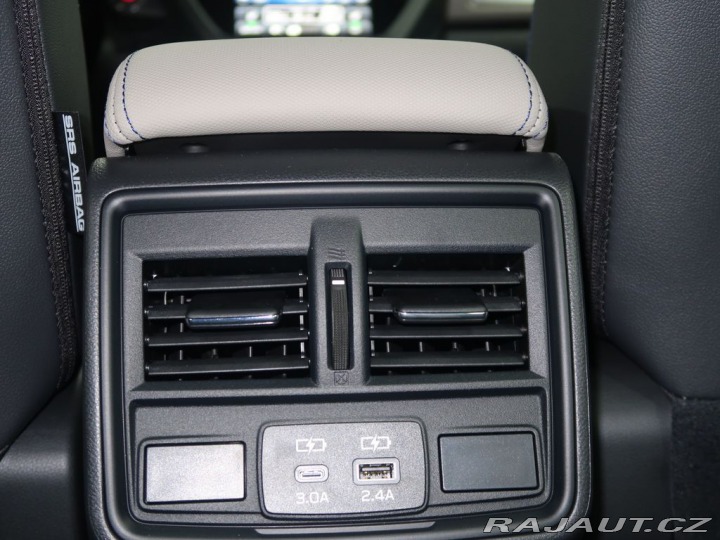 Subaru Forester 4X4 AWD. ACTIVE. Služební 2025