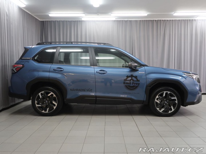 Subaru Forester 4X4 AWD. ACTIVE. Služební 2025