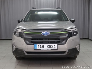 Subaru Forester 4X4 AWD. FIELD. Předváděc 2025