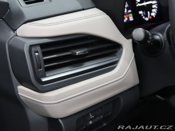 Subaru Forester ACTIVE 4X4. K ODBĚRU IHNE 2025
