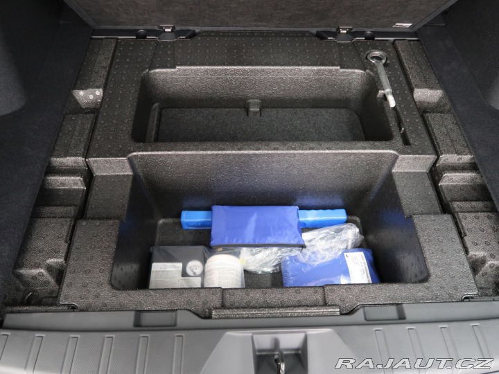 Subaru Outback TOURING 4X4. K odběru ihn 2025