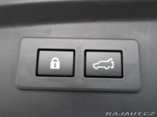 Subaru Outback TOURING 4X4. Světlá kůže. 2025