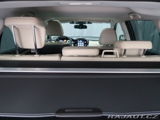 Subaru Outback TOURING 4X4. Světlá kůže. 2025