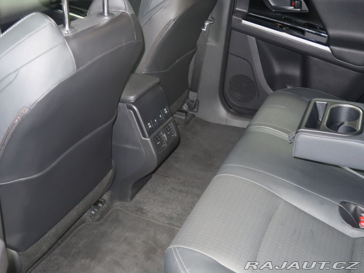 Subaru Solterra EXECUTIVE 4X4. Služební v 2024