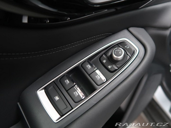Subaru Outback TOURING 4X4. REZERVACE! 2025