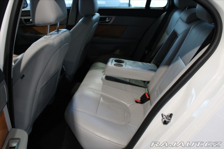 Jaguar XF V6 DIESEL Sport Auto 2014