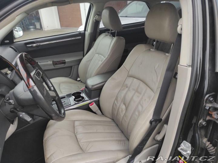 Chrysler 300C Touring 2006