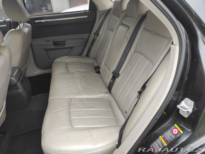 Chrysler 300C Touring 2006