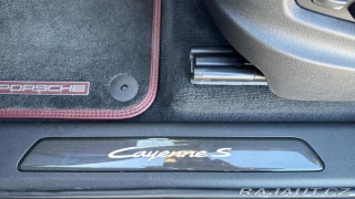 Porsche Cayenne S 2024