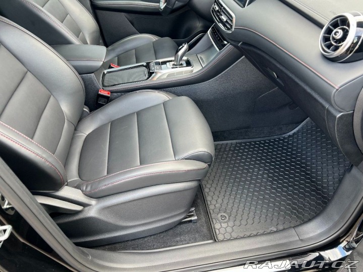 MG Ostatní modely EHS 1.5 Emotion 1. Maj CZ 2024