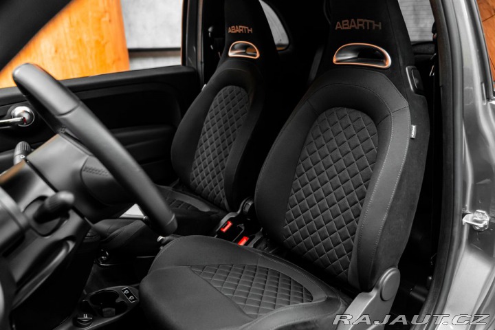 Abarth 500 595, ZÁRUKA 2023
