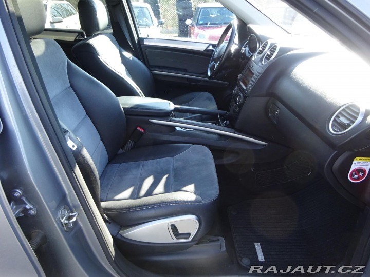 Mercedes-Benz M 350CDI 165kW 4 MATIC SERV 2009