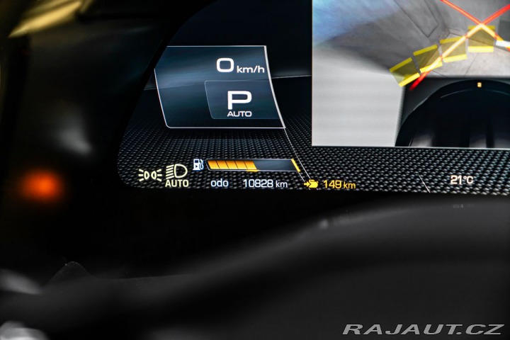 Ferrari Roma Karbon +LEDs, kamera 360° 2022