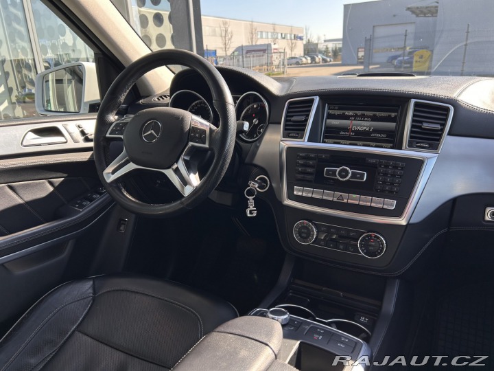 Mercedes-Benz GL 350 BlueTEC 4MATIC, 7 mís 2013