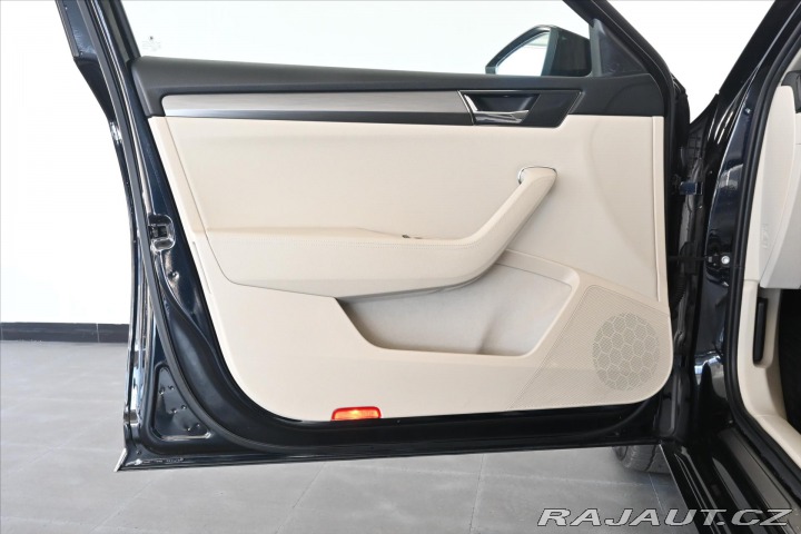 Škoda Superb 2,0 TDI 110kW STYLE Záruk 2020
