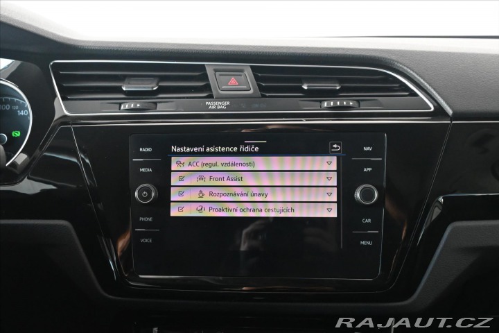 Volkswagen Touran 2,0 TDI 110kW DSG HIGHLIN 2021
