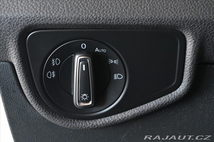 Volkswagen Touran 2,0 TDI 110kW DSG HIGHLIN 2021