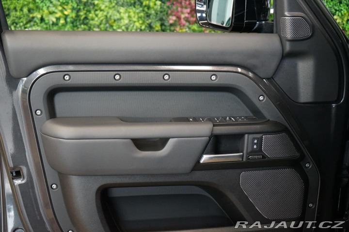 Land Rover Defender P525 Meridian HUD 360 Vzd 2023