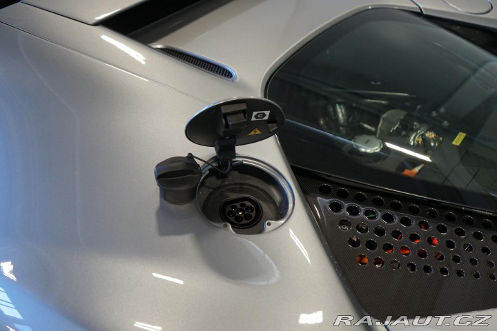 Ferrari SF90 Stradale Carbon ADAS JBL 2023