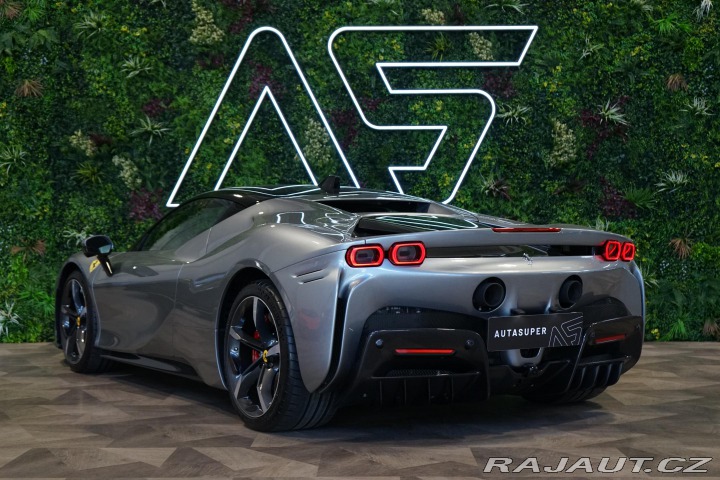 Ferrari SF90 Stradale Carbon ADAS JBL 2023
