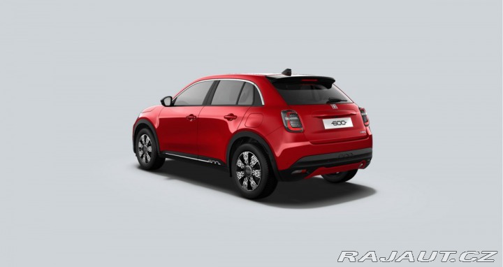 Fiat 600 1.2 Turbo Hybrid 100k MHE 2025
