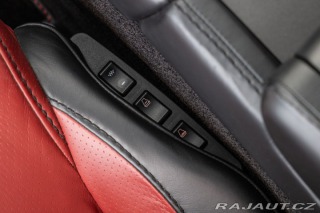 Aston Martin V8 Vantage  2010
