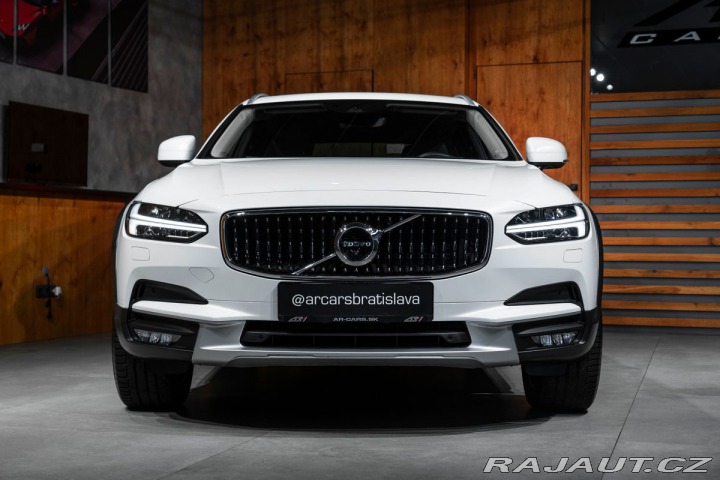 Volvo V90 Cross Country Pro, AWD, H 2021