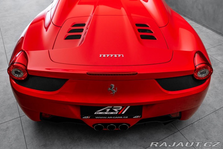 Ferrari 458 2013