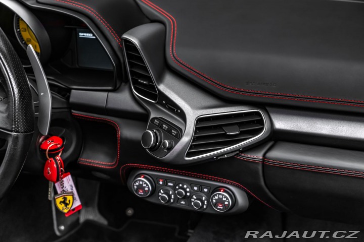 Ferrari 458 2013