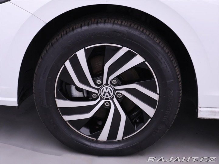 Volkswagen Bora E-Bora 100kW Automat 2021