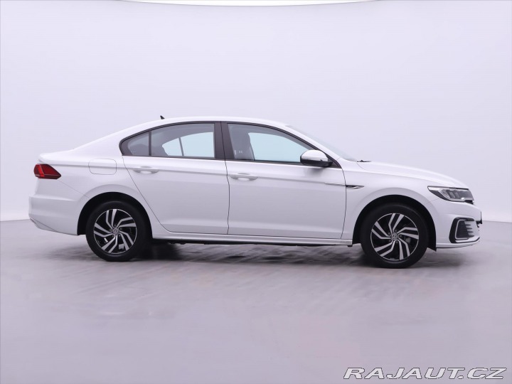 Volkswagen Bora E-Bora 100kW Automat 2021