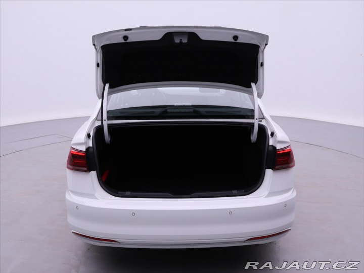 Volkswagen Bora E-Bora 100kW Automat 2021