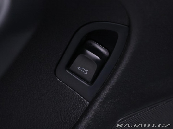 Audi A4 2,0 TDI Quattro S-line 1. 2011