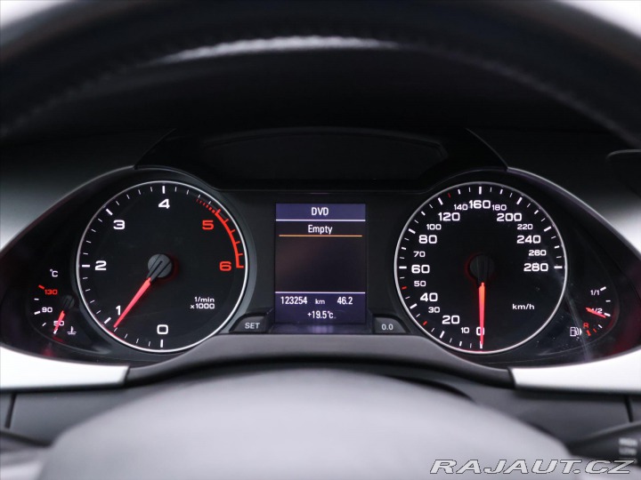 Audi A4 2,0 TDI Quattro S-line 1. 2011