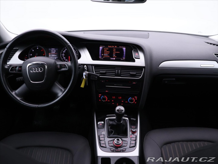 Audi A4 2,0 TDI Quattro S-line 1. 2011