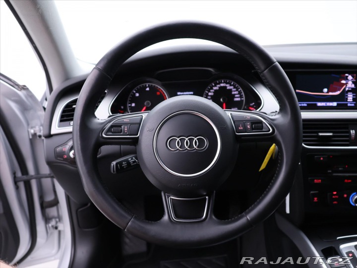 Audi A4 2,0 TDI 130kW quattro S-l 2013