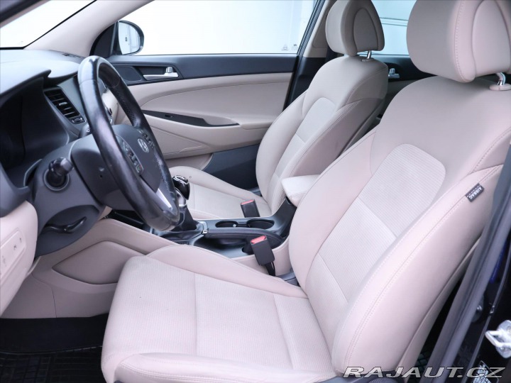 Hyundai Tucson 1,7 CRDI Trikolor CZ Navi 2016