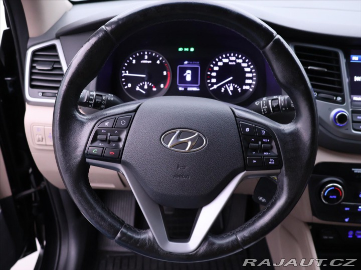 Hyundai Tucson 1,7 CRDI Trikolor CZ Navi 2016